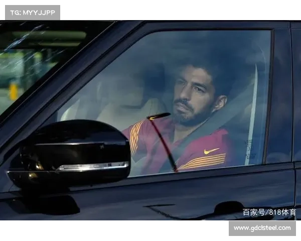 从竞技与财务及更衣室管理多重角度解析苏亚雷斯离开巴萨的合理性