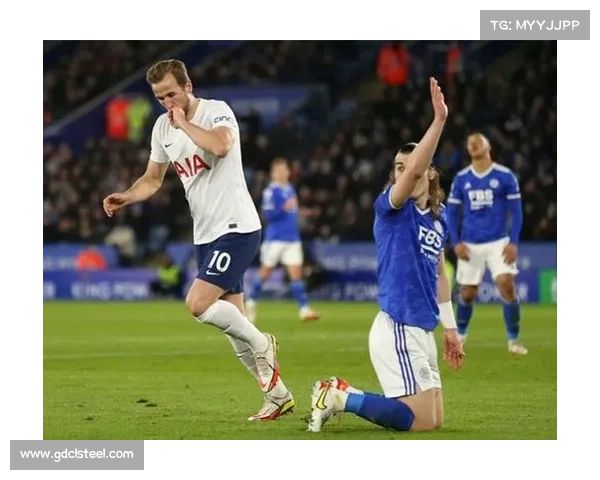 哈里凯恩如何凭借坚持与荣耀铸就英伦足球不朽传奇